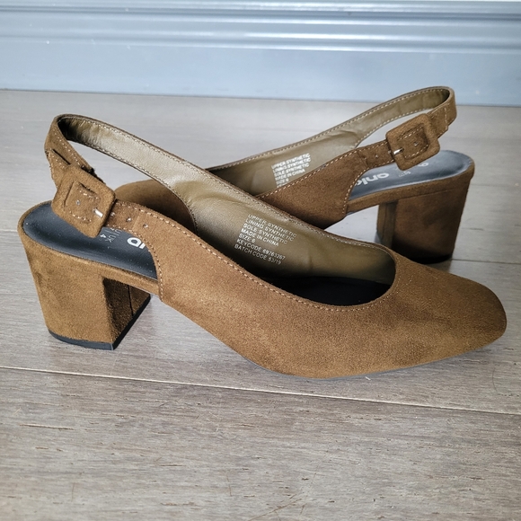 Anko Olive Suede Slingback Heels - Picture 1 of 9